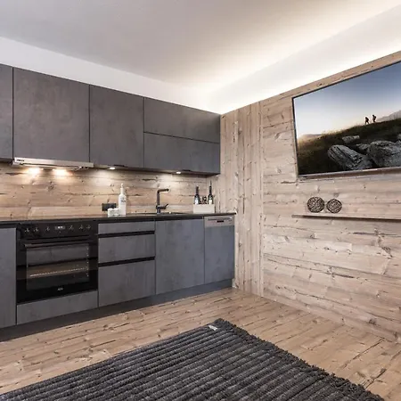 Katharina Apartman *